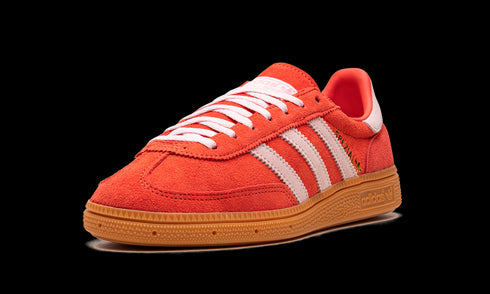 Handball Spezial WMNS "Bright Red Clear Pink"